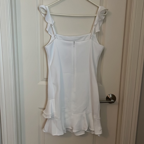 NWT BCBGeneration White Ruffle sleeve dress - Picture 3 of 6
